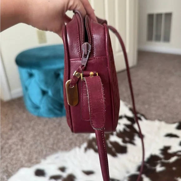 Vintage Gucci burgundy red crossbody bag - Picture 7 of 9